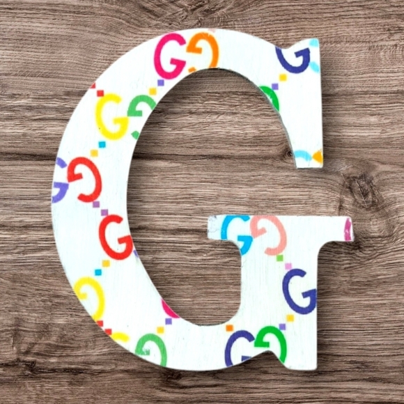 Gucci Cream and Red Boot Wall Clock/ Different Print Wall Decor - Picture 9 of 13